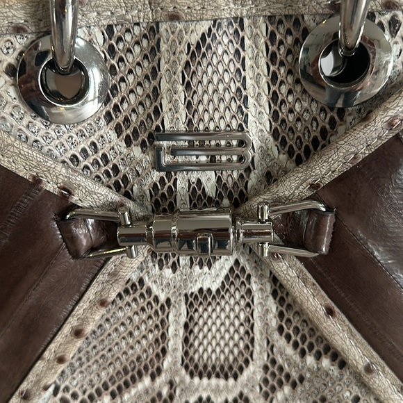 Cute leather shoulder bag - Picture 2 of 3